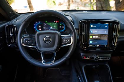 Test: Volvo EC40 Single Motor Extended Range RWD 252Ps